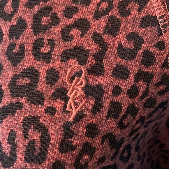 Obey Propaganda Leopard Sweatshirt size small - Picture 5 of 8